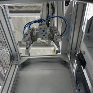 Alimentador robotizado de láminas metálicas