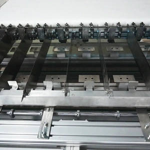 Alimentador robotizado de láminas metálicas