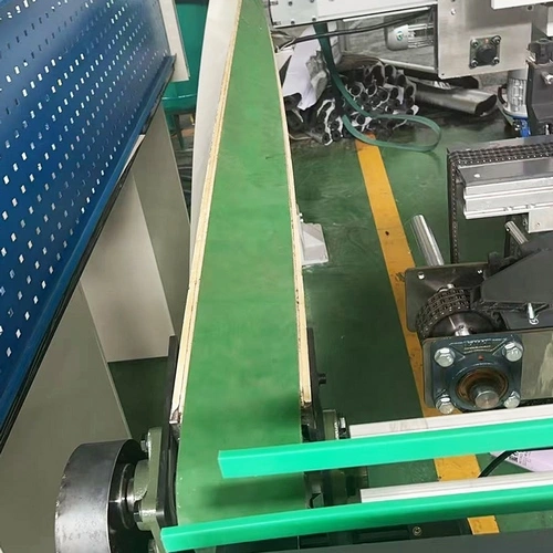 Volteador rotativo de cuerpos de lata